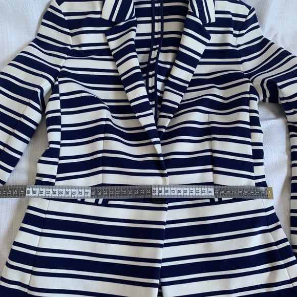 Express fitted blazer XS white and navy strips. Single button. NWOT - Picture 6 of 8